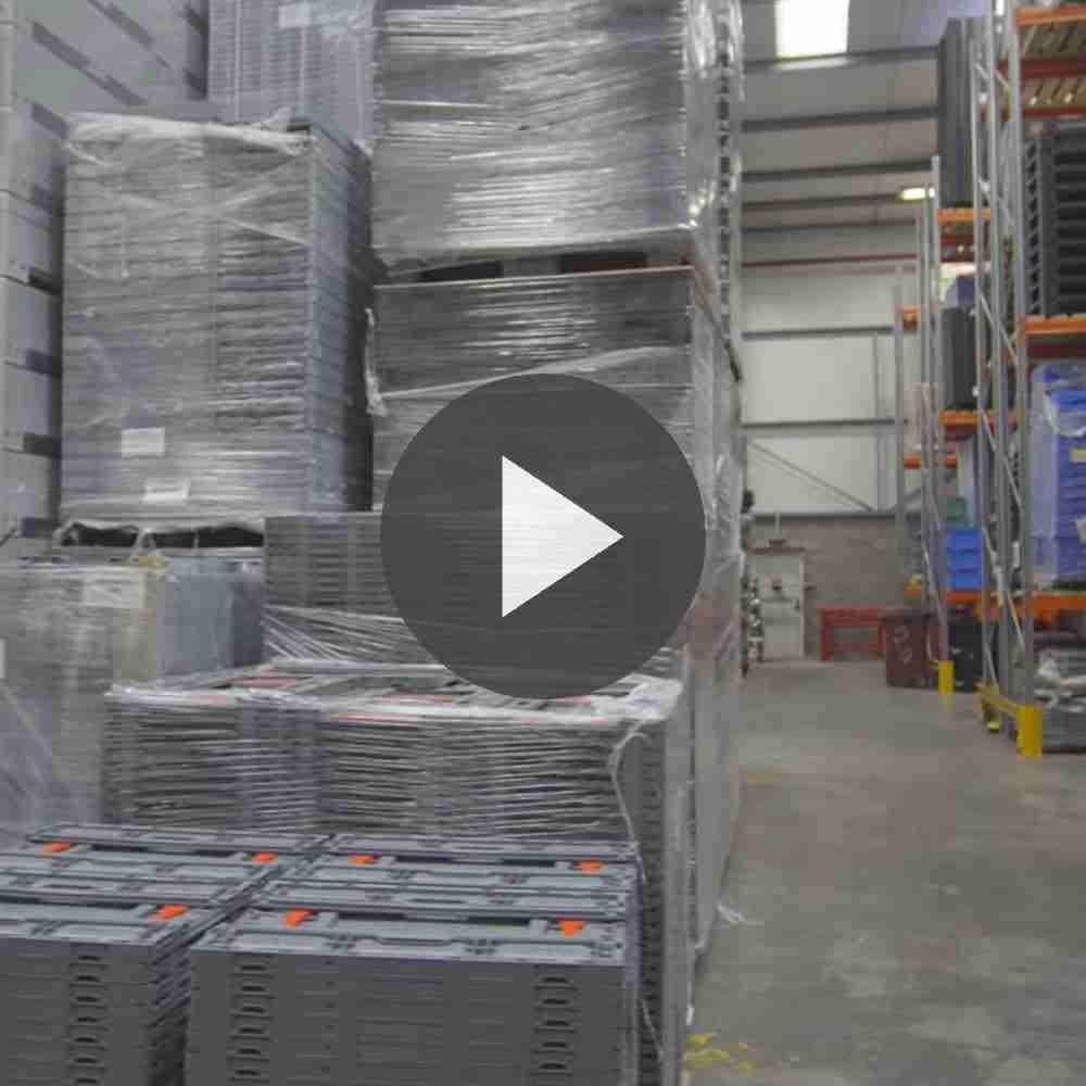 day in the warehouse vid sq